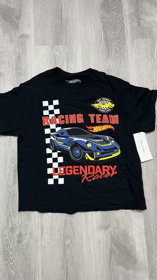 Camiseta Hot wheels negra