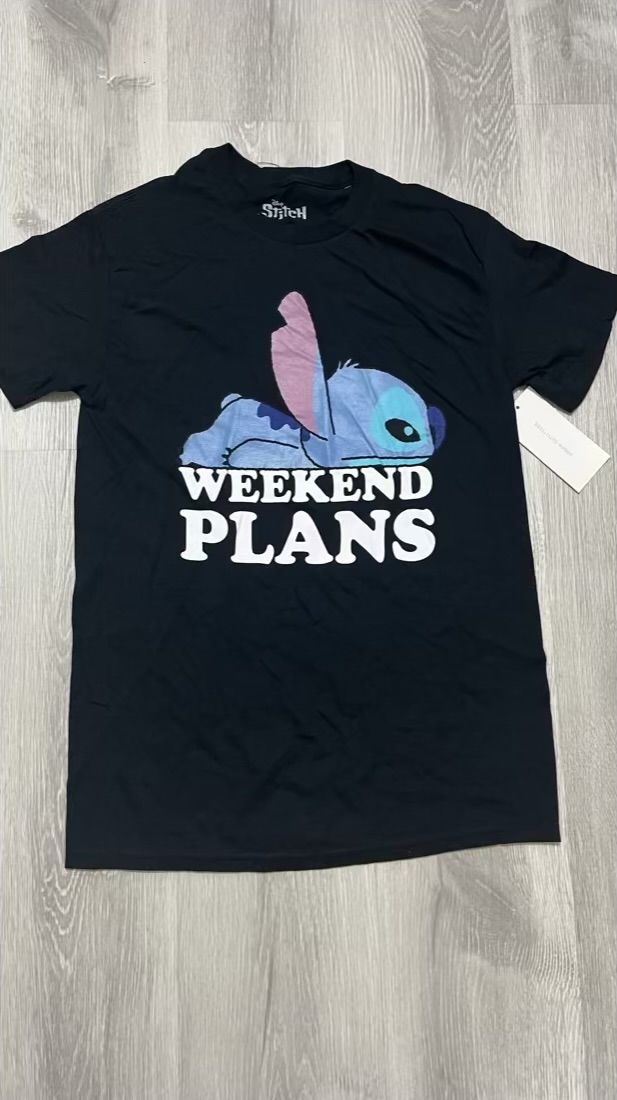 Camiseta stitch negra