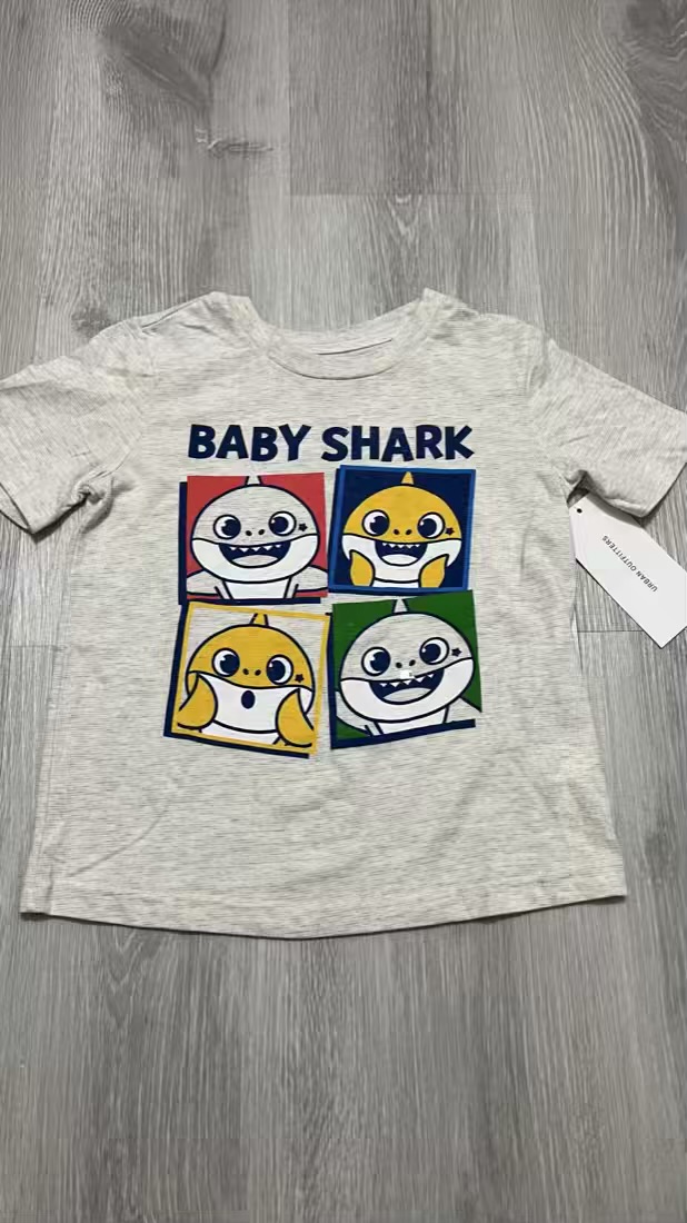 Camiseta Baby shark