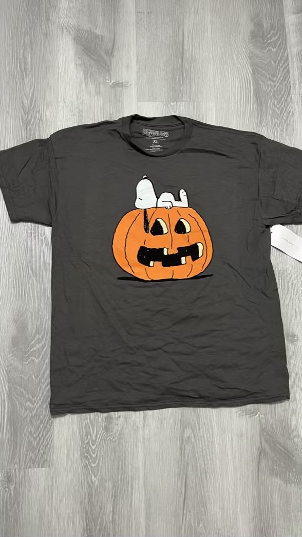 Camiseta Halloween Peanuts
